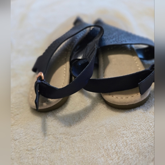 Lauren Conrad Navy Sandals like new - Picture 4 of 7